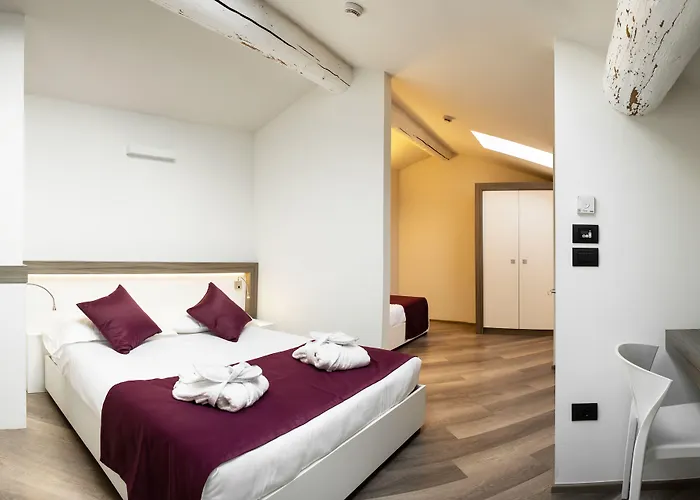Hotel Corte Del Paggio 3*